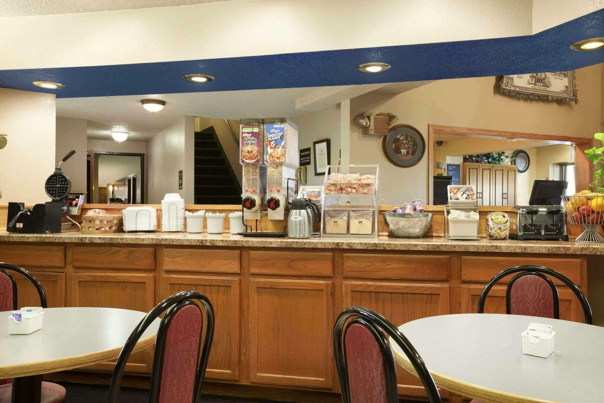 Super 8 By Wyndham North Platte Motel Dış mekan fotoğraf